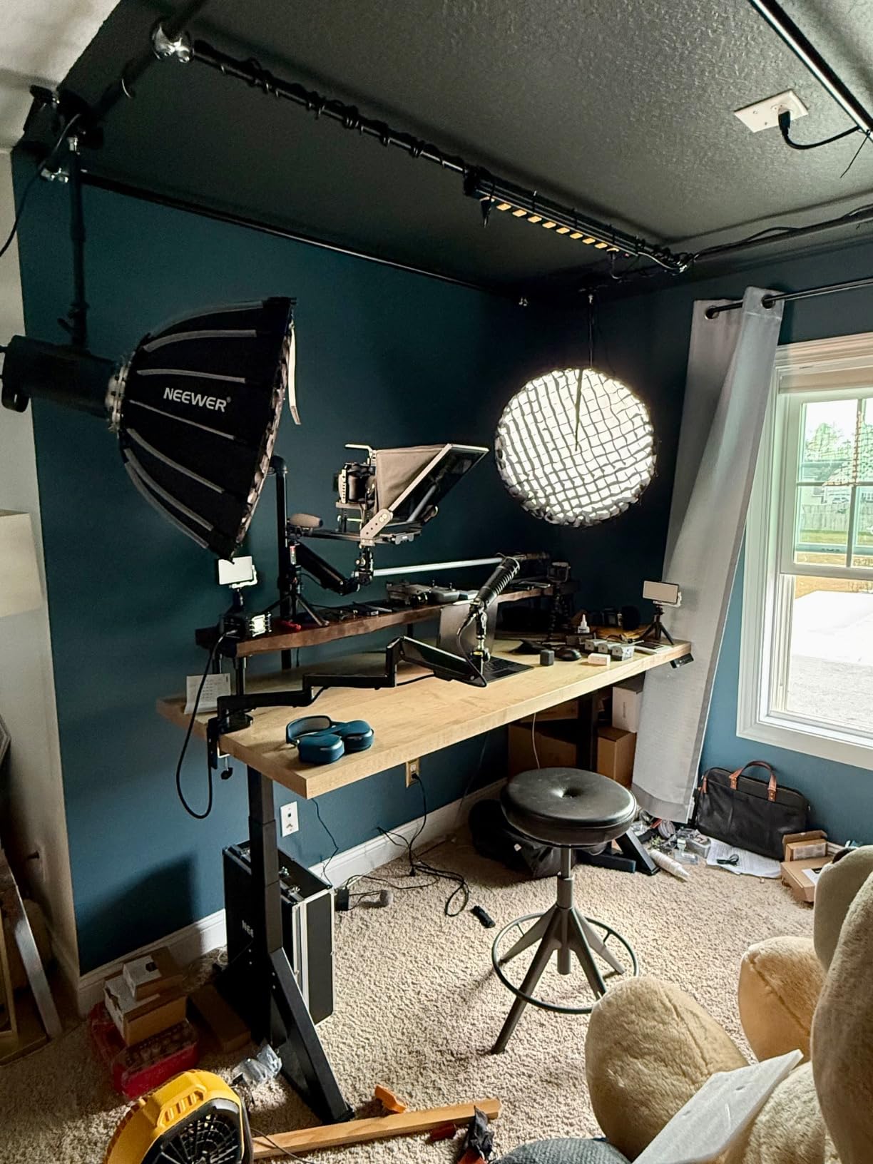 NEEWER CB60B Bi-Color LED Video Light | Constant Light